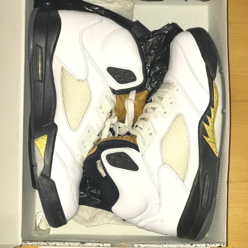 AIR JORDAN RETRO 5 METALLIC GOLD